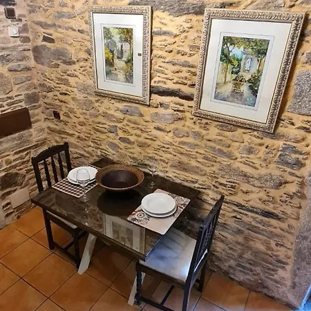 Casa Horreo Lar San Adrian * A Coruna